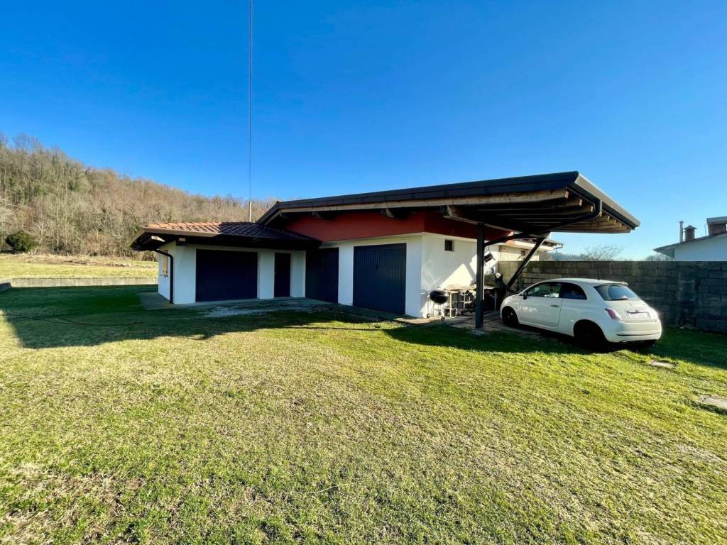 Villa a Artegna in Via Gemona, 22 - Foto 4