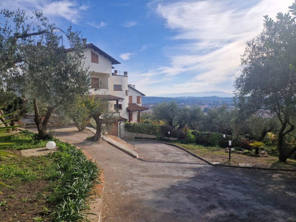 Villa a Perugia in Via Bartolomeo Grazioli, 28 - Foto 5