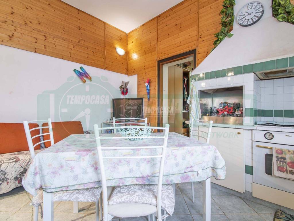 Appartamento a Gerenzano in Via per uboldo - Foto 4