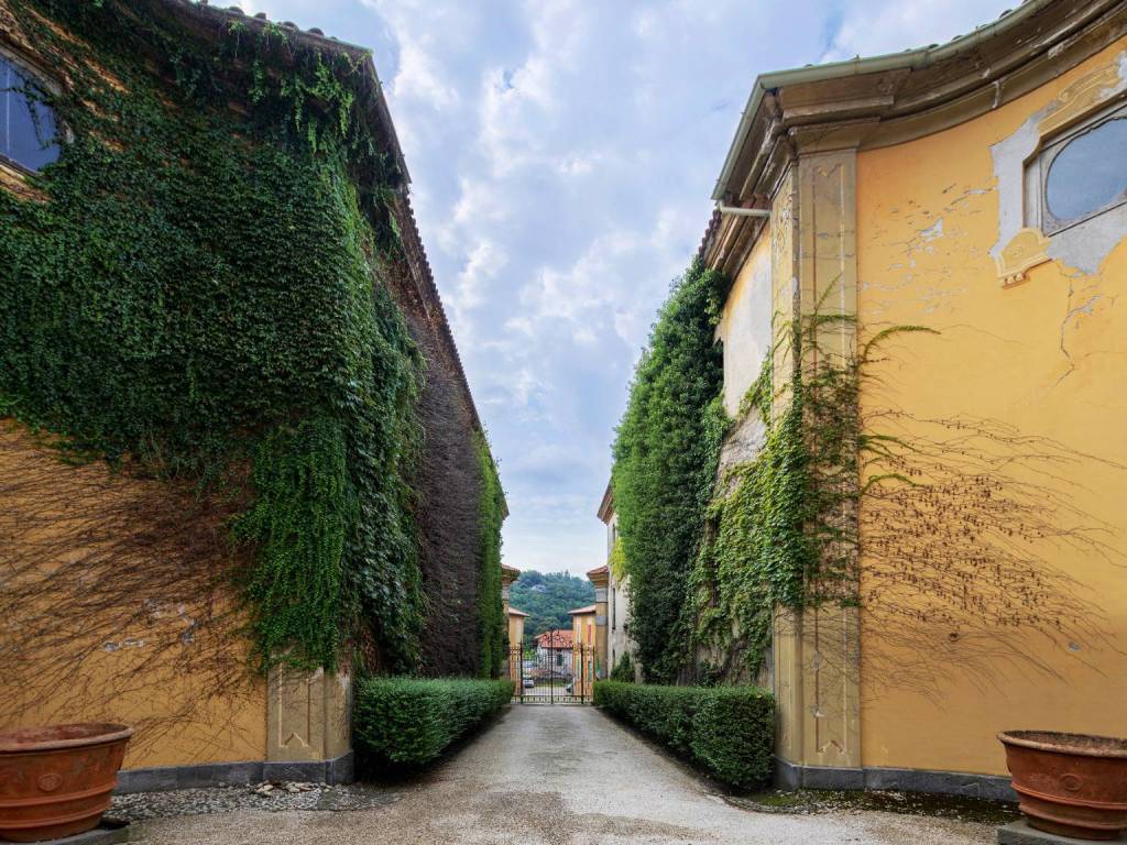 Villa a Azzate in Via Castello - Foto 4