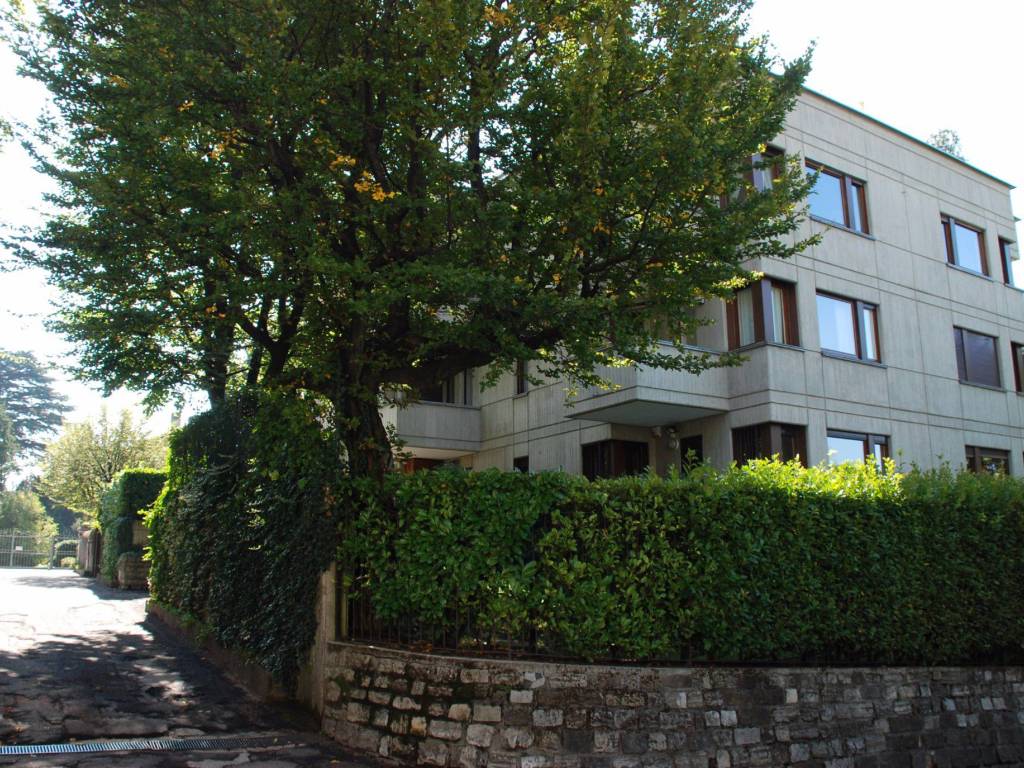Appartamento a Como in Via Tommaso Grossi - Foto 4