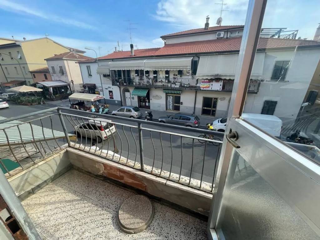 Appartamento a Follonica in Via Della Repubblica - Foto 5