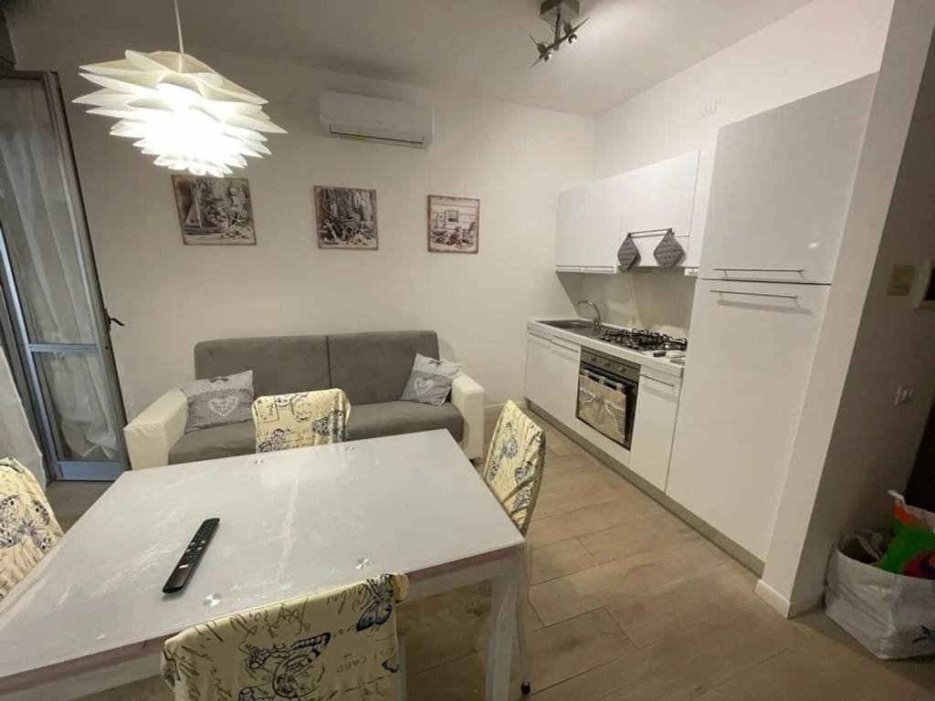 Appartamento a Follonica in Via Dei Pini - Foto 3