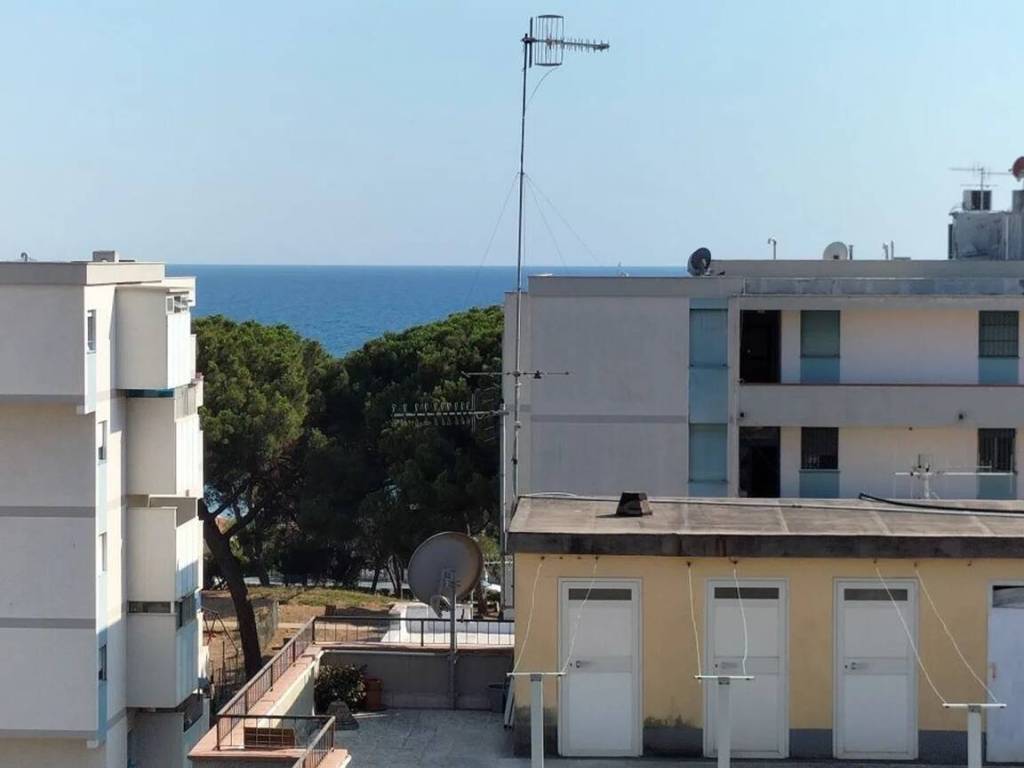 Appartamento a Follonica in Via Litoranea, 60 - Foto 2