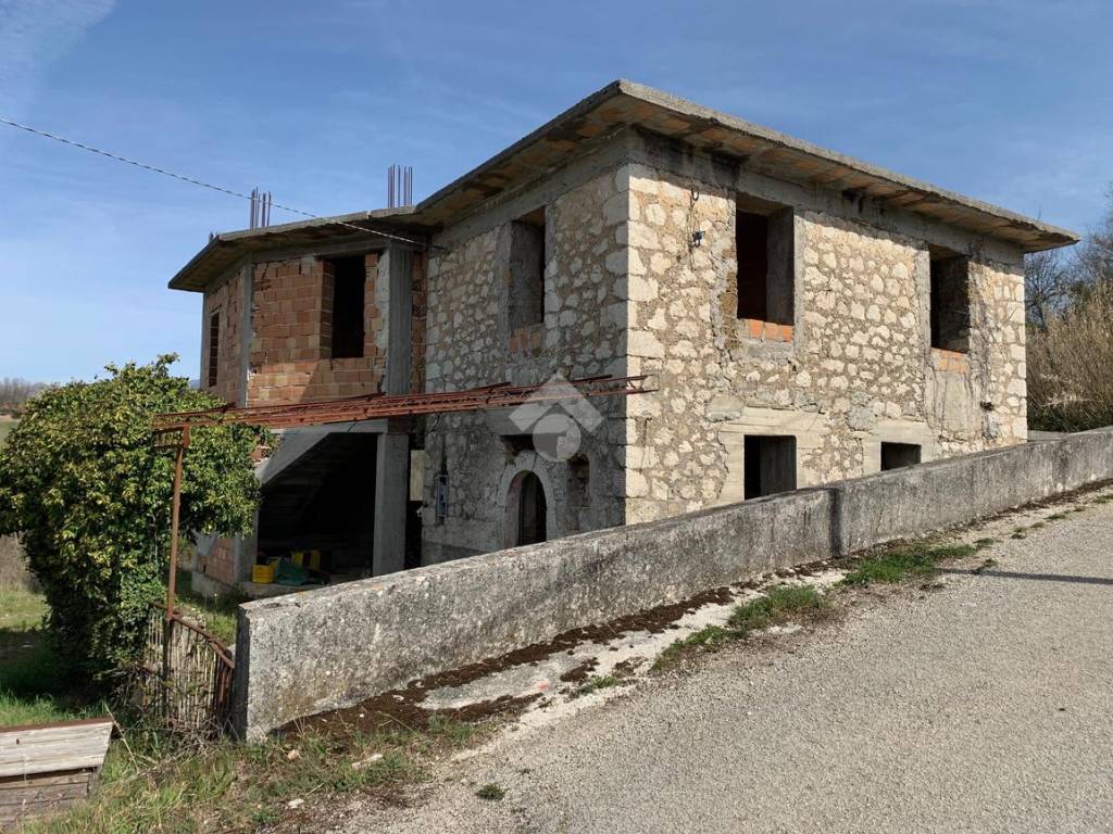 Rustico / casale a Atina in Via del Belvedere, 399 - Foto 3