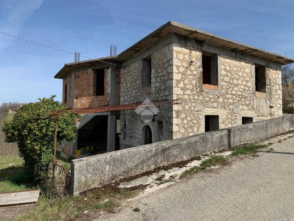 Rustico / casale a Atina in Via del Belvedere, 399 - Foto 4