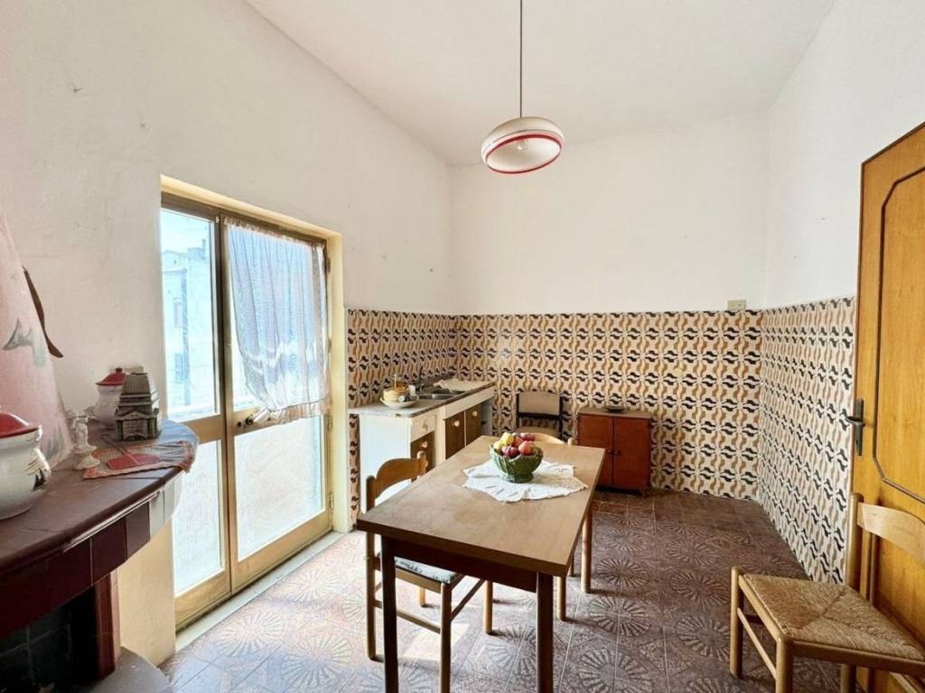 Appartamento a Carbonia in via Fausto Beccalossi, 14 - Foto 3