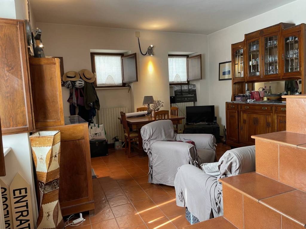 Casa indipendente a Alfedena in Via Corone, 16 - Foto 2