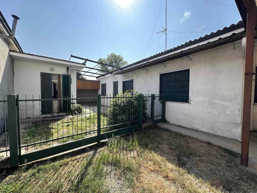 Casa indipendente a Sant'angelo lodigiano in Via Statuto - Foto 1