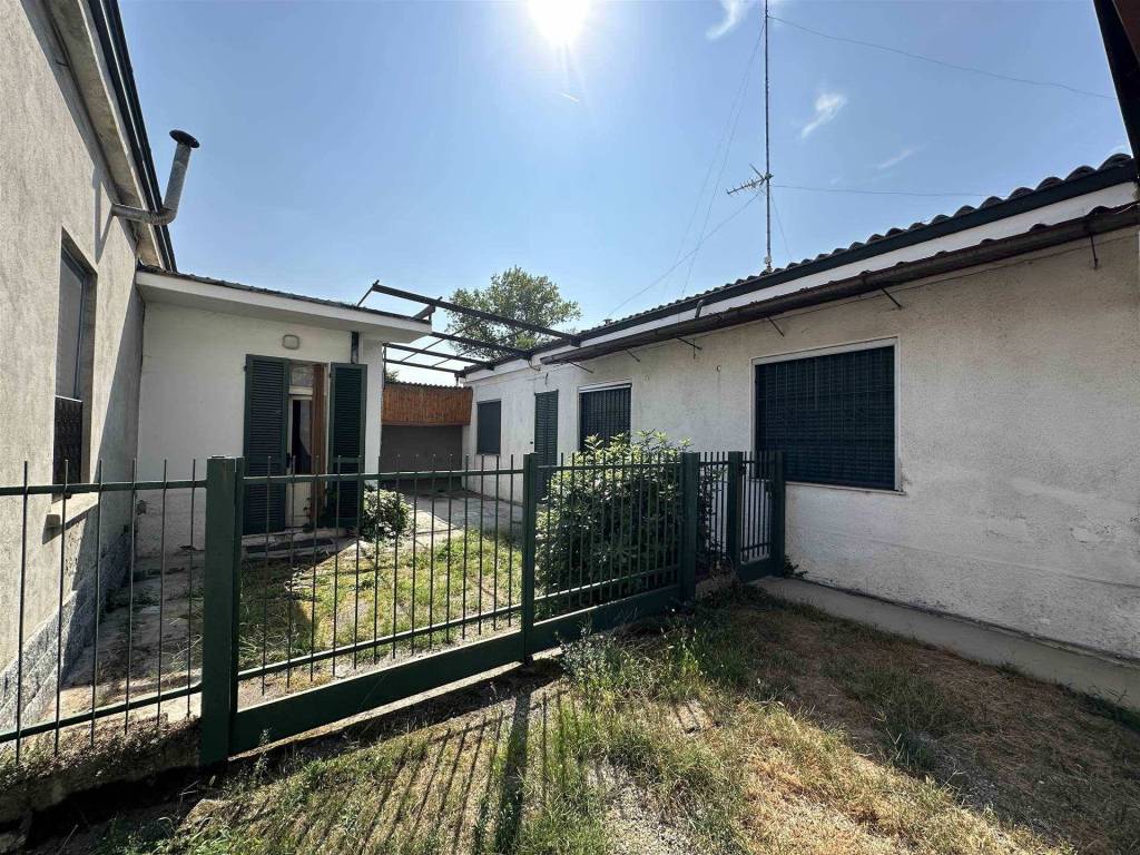 Casa indipendente a Sant'angelo lodigiano in Via Statuto - Foto 2