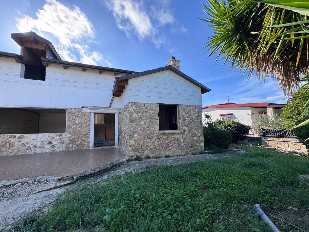 Villa a Statte in Viale Michael, 12 - Foto 5