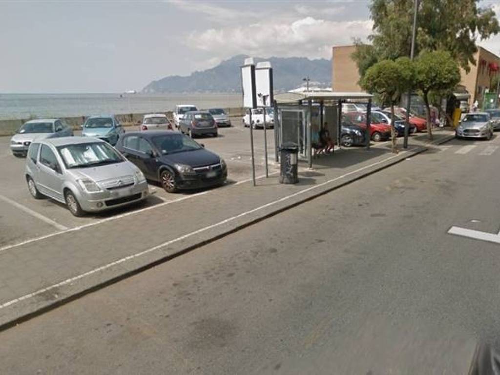 Immobile a Salerno in Via Lungomare Cristoforo Colombo, 171 - Foto 2