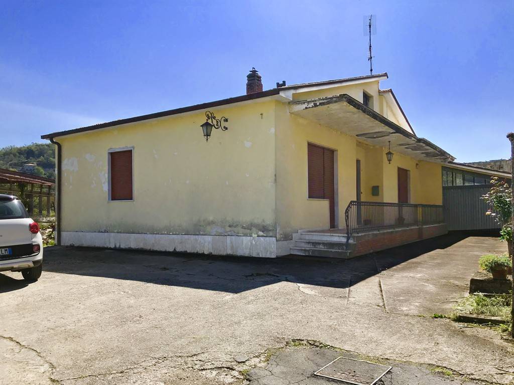 Casa indipendente a Isola del liri in Via Sant'Angelo - Foto 2