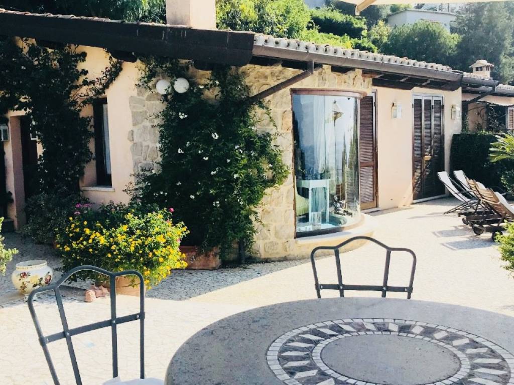 Villa a Terracina in Via Piazza Palatina, 17 - Foto 2
