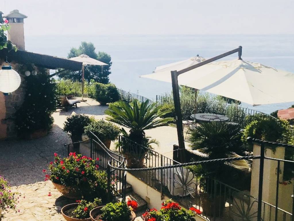 Villa a Terracina in Via Piazza Palatina, 17 - Foto 4