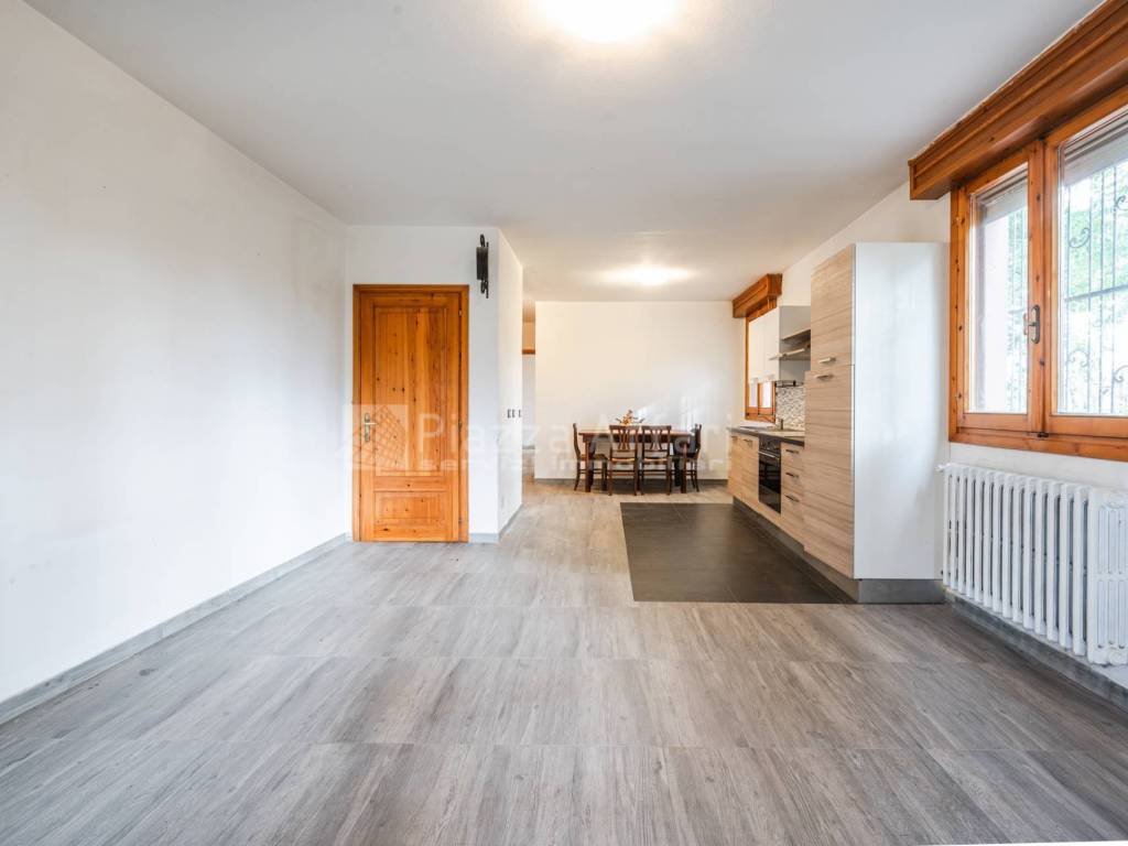 Villa a Reggio emilia in Via Antonio Ottavi - Foto 2