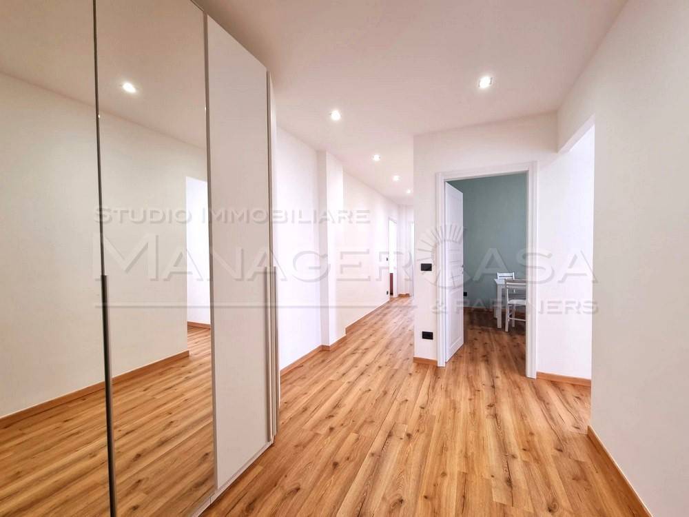 Appartamento a Genova in Via Renato Martorelli - Foto 3