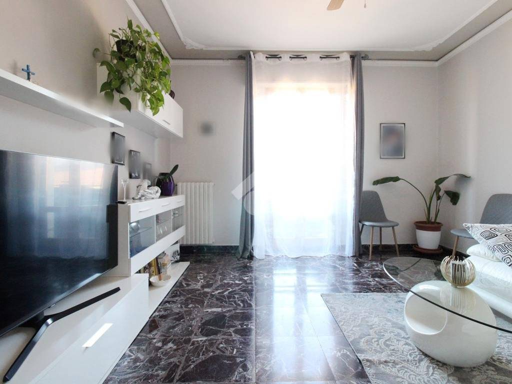 Appartamento a Prato in Via Metauro - Foto 2