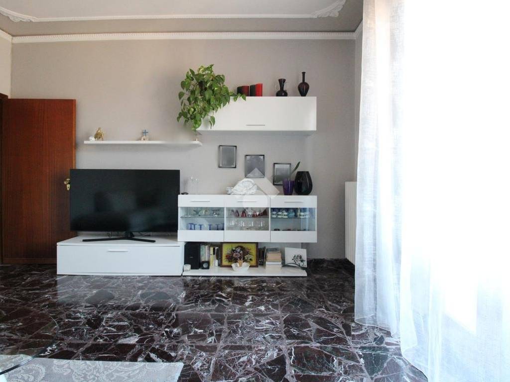 Appartamento a Prato in Via Metauro - Foto 5