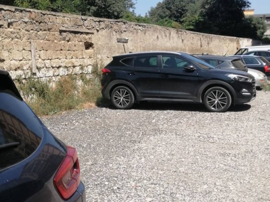 Box / garage a Aversa in Via Ettore Corcioni, 59 - Foto 2