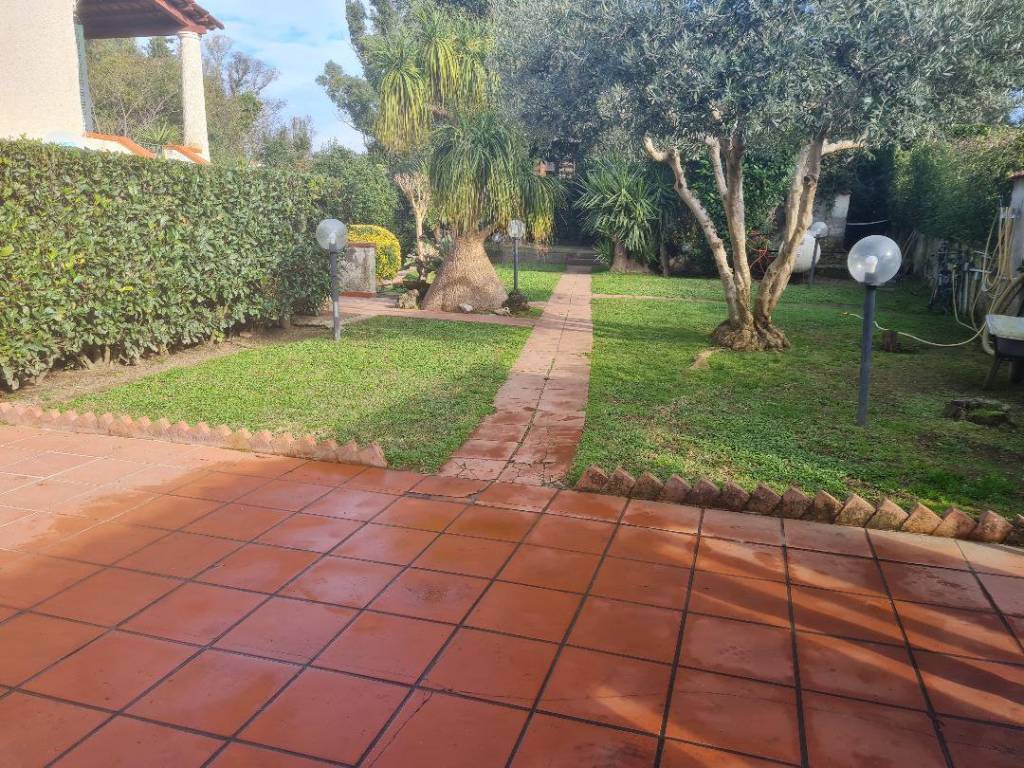 Villa a Giugliano in campania in Via Madonna del Pantano, 170 - Foto 3