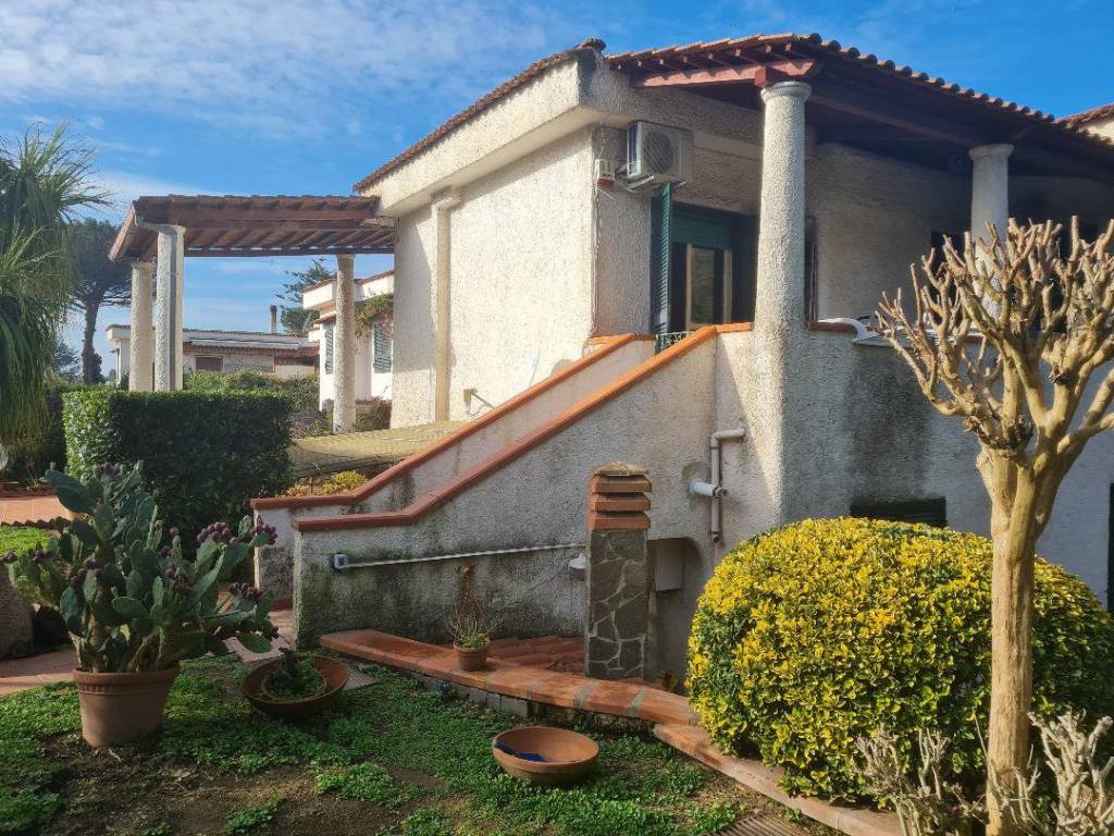 Villa a Giugliano in campania in Via Madonna del Pantano, 170 - Foto 4
