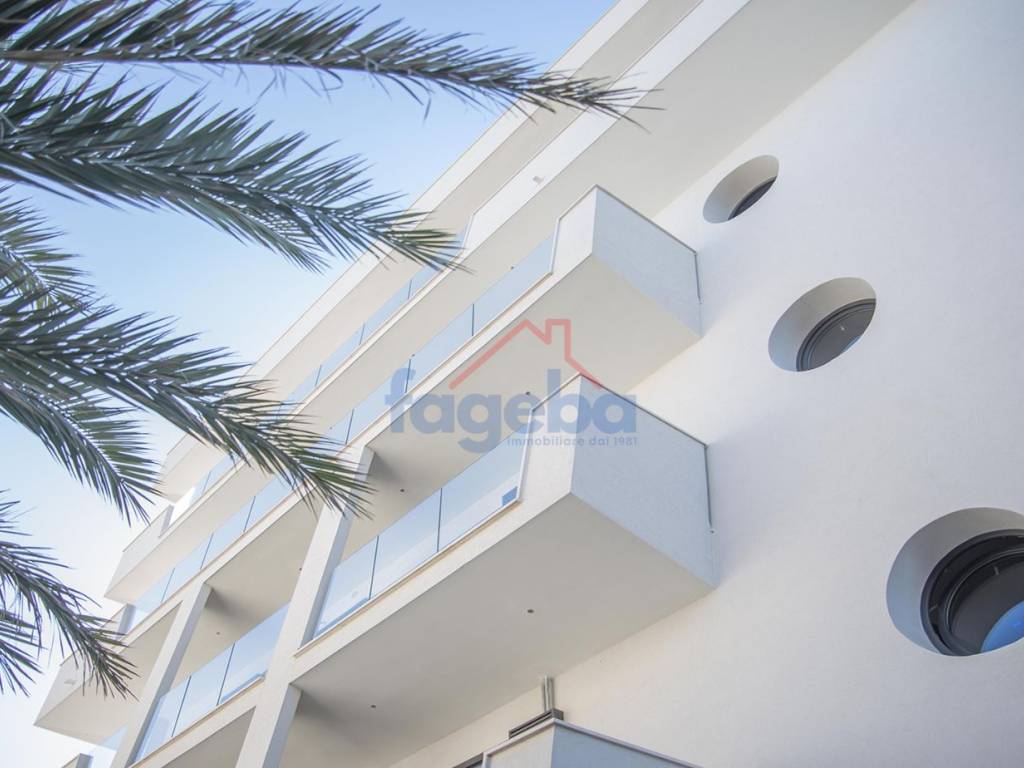 Appartamento a Trani in Lungomare Cristoforo Colombo, 138 - Foto 3