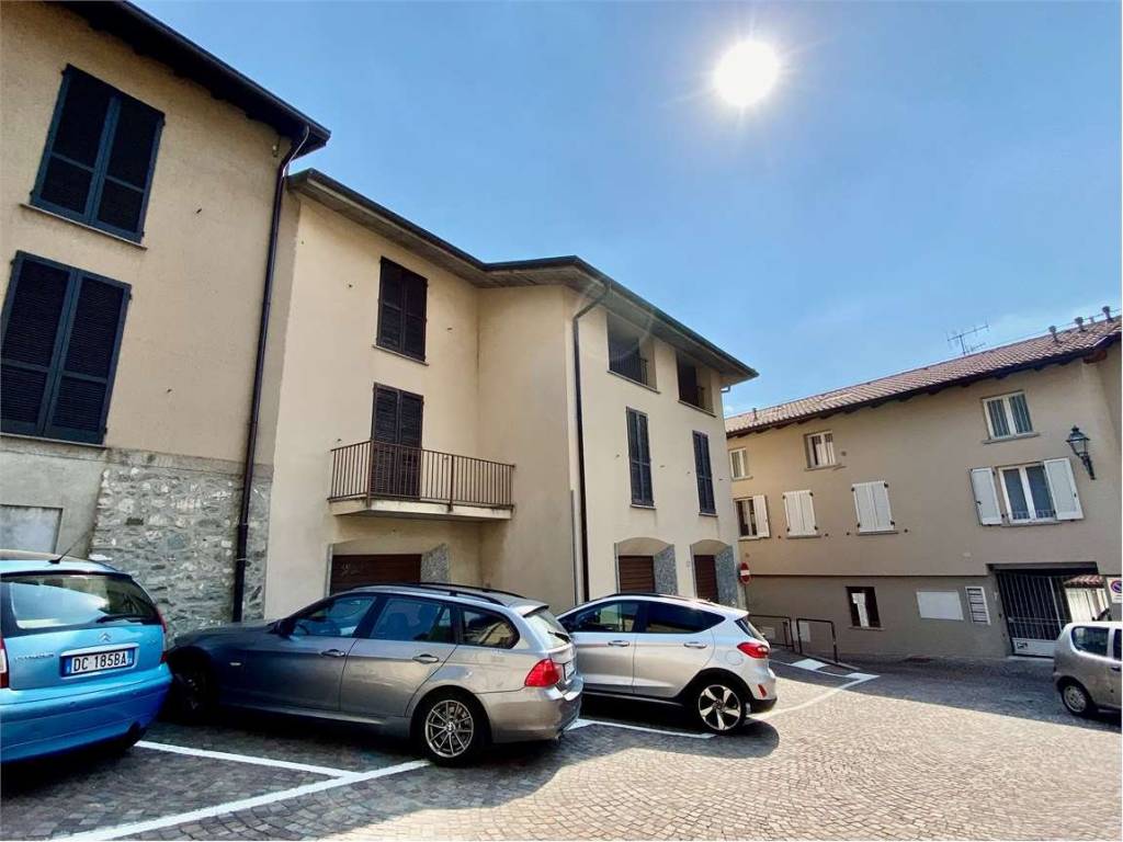 Palazzo / stabile a Galbiate in piazza Garibaldi - Foto 2