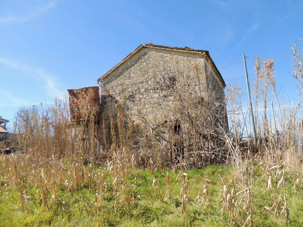 Rustico / casale a Abbateggio in Via Madonna dell'Elcina - Foto 5