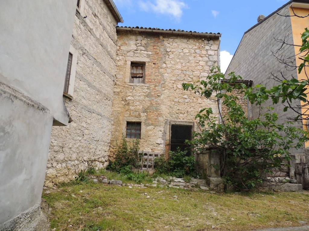 Rustico / casale a Caramanico terme in Corso Gaetano Bernardi - Foto 2