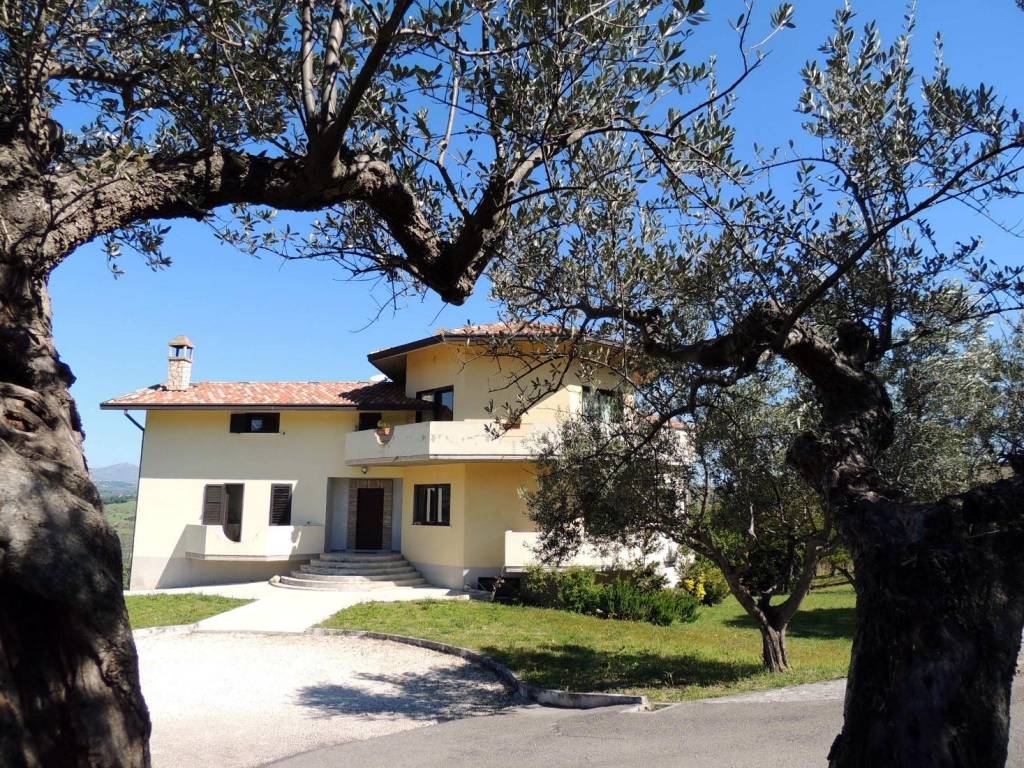 Villa a San valentino in abruzzo citeriore in Piazza Cesarone - Foto 5
