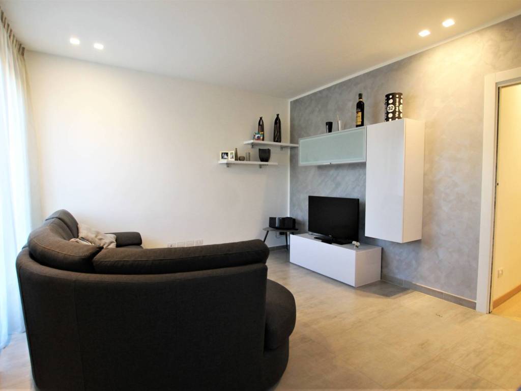 Appartamento a Fermo in Via Legioni Romane - Foto 2