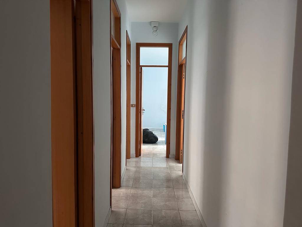 Appartamento a Caltanissetta in Viale della Regione, 6 - Foto 4