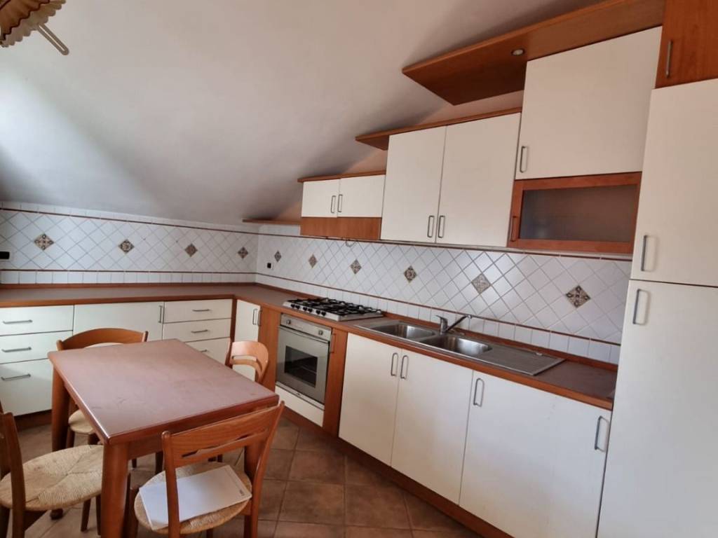Appartamento a Mercogliano in Viale San Modestino - Foto 5