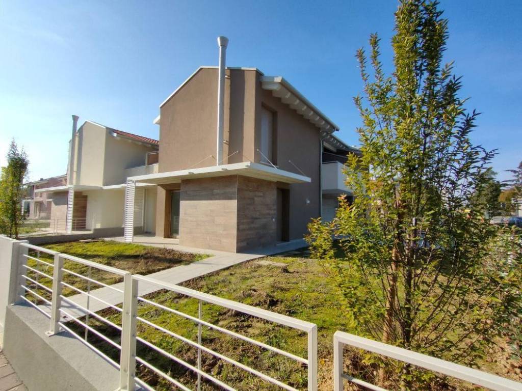 Villa a Mogliano veneto in Via Zermanesa, 102 - Foto 2