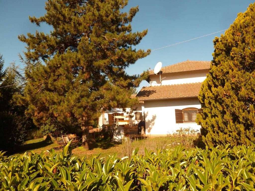 Villa a Rocca di botte in Via Vaglie - Foto 2