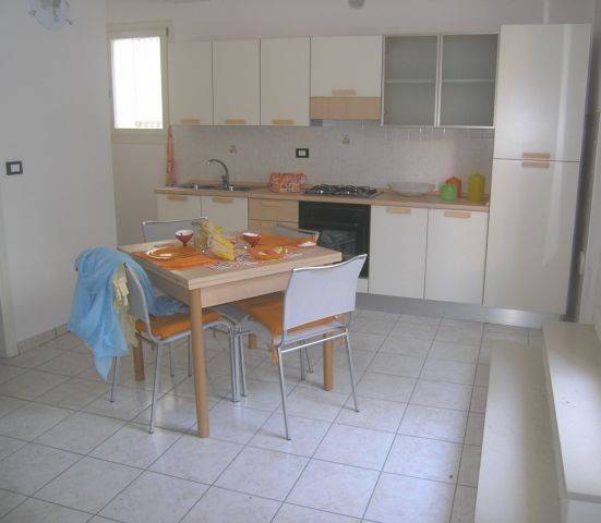 Appartamento a Comacchio in Viale dei Lecci, 13 - Foto 2