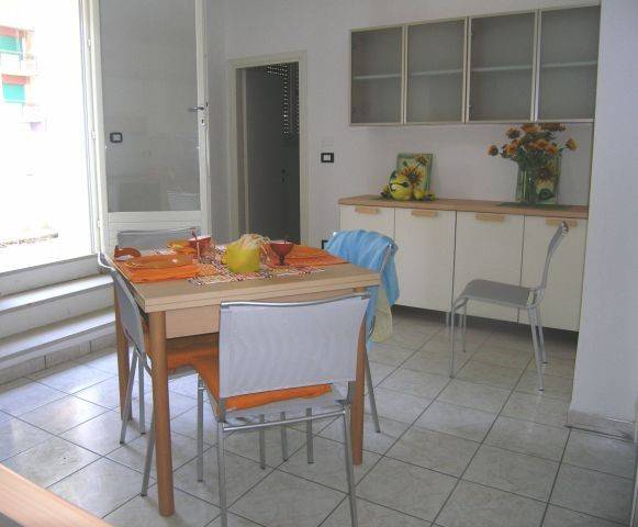 Appartamento a Comacchio in Viale dei Lecci, 13 - Foto 4