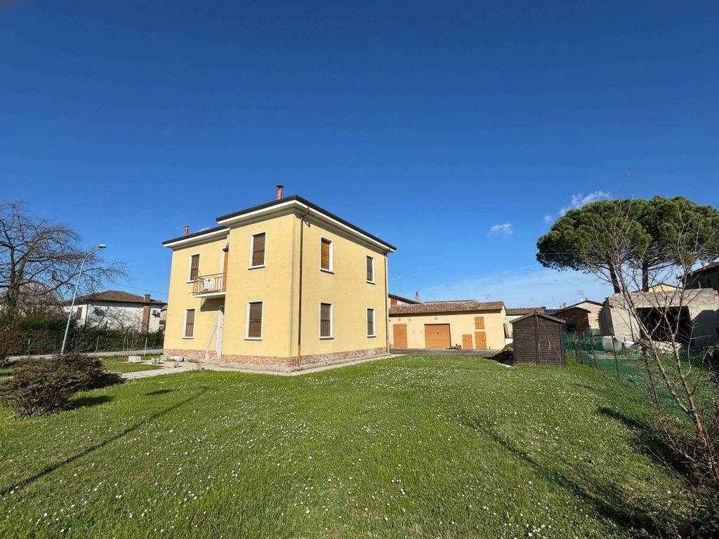 Villa a Argenta in Via Valletta, 5 - Foto 3