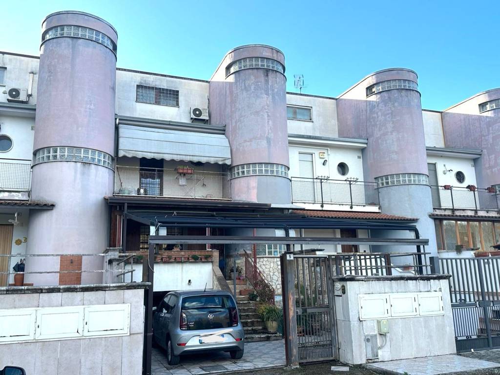 Villa a Benevento in Via Antonio Segni - Foto 2