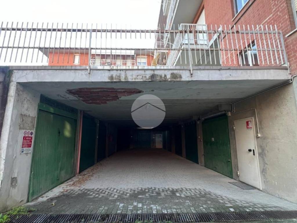 Box / garage a Valenza in Viale Alessandro Manzoni, 3 - Foto 3