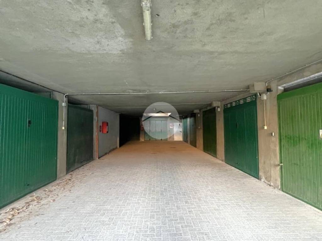 Box / garage a Valenza in Viale Alessandro Manzoni, 3 - Foto 4
