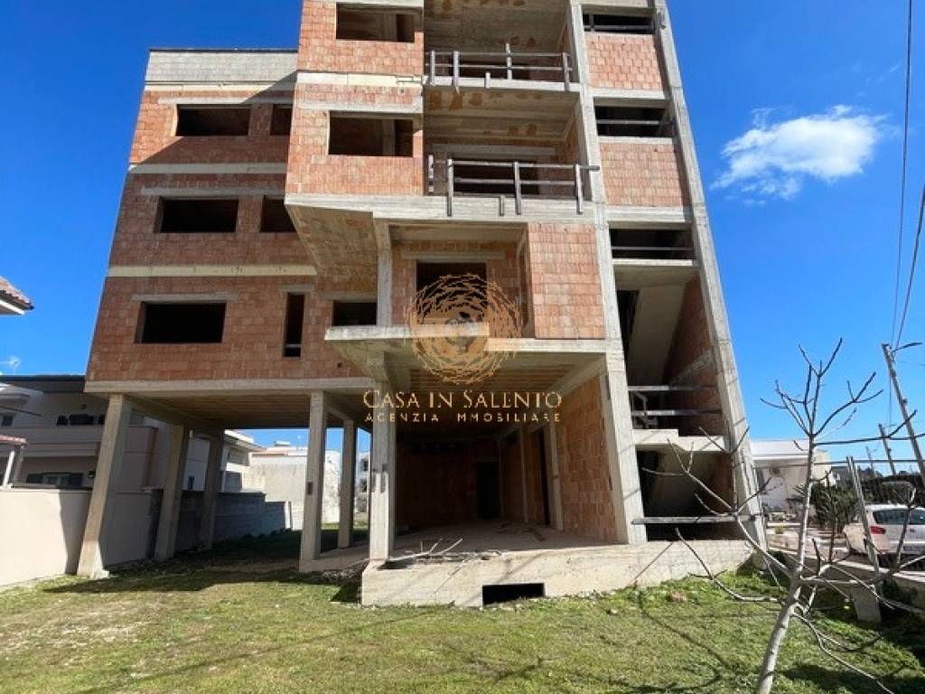 Palazzo / stabile a Alessano in Via Stazione - Foto 2
