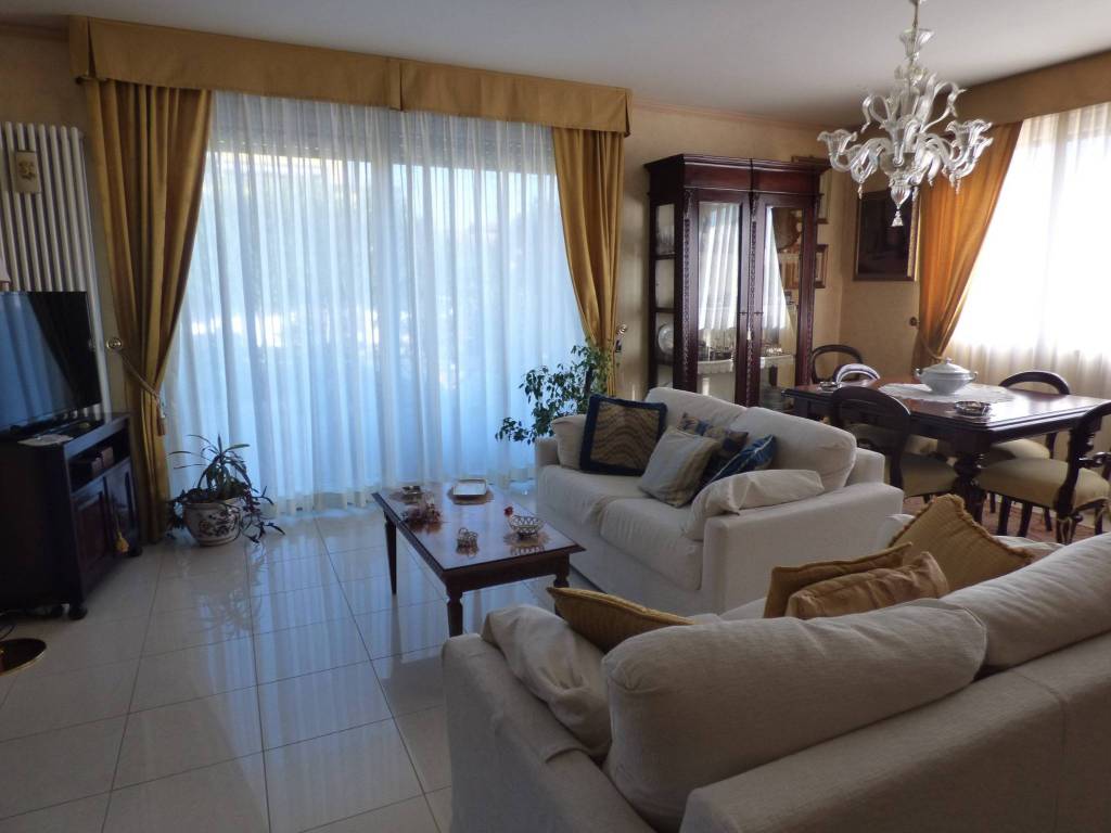 Appartamento a Vigevano in Corso Giuseppe Di Vittorio - Foto 5