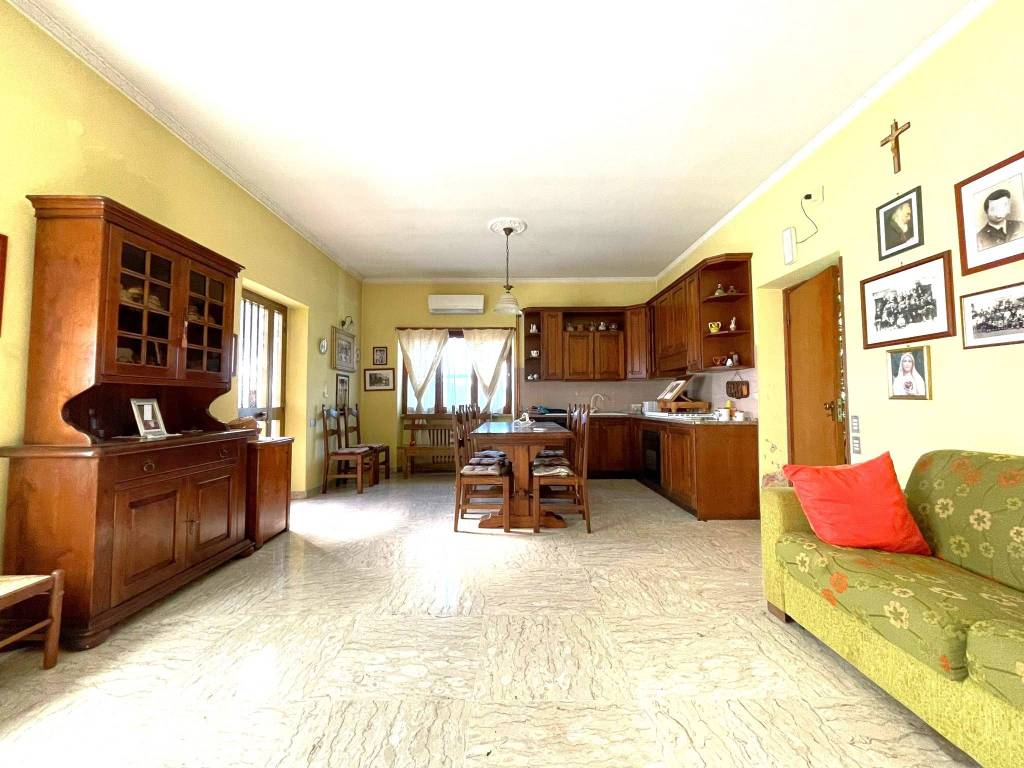 Casa indipendente a Isola del liri in Via Capitino, 236 - Foto 3