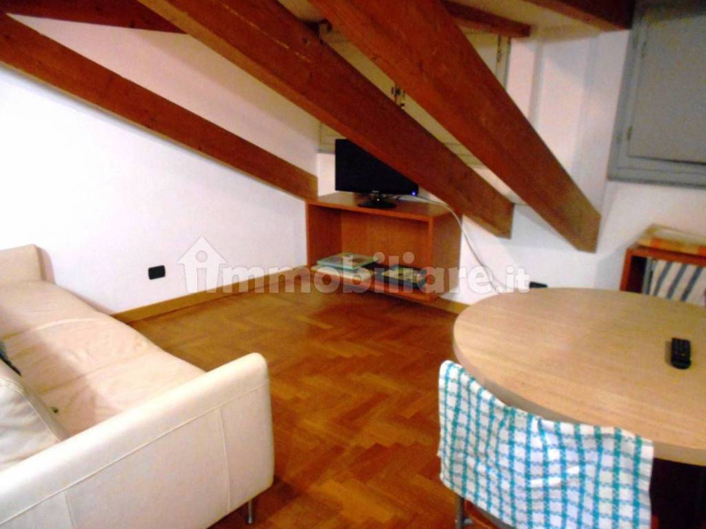 Appartamento a Pavia in Viale Partigiani, 127 - Foto 4