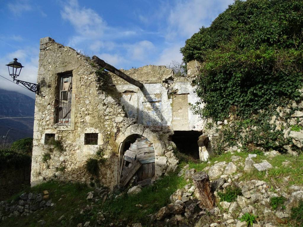 Rustico / casale a Balsorano in Via Donato De Caris, 1 - Foto 2