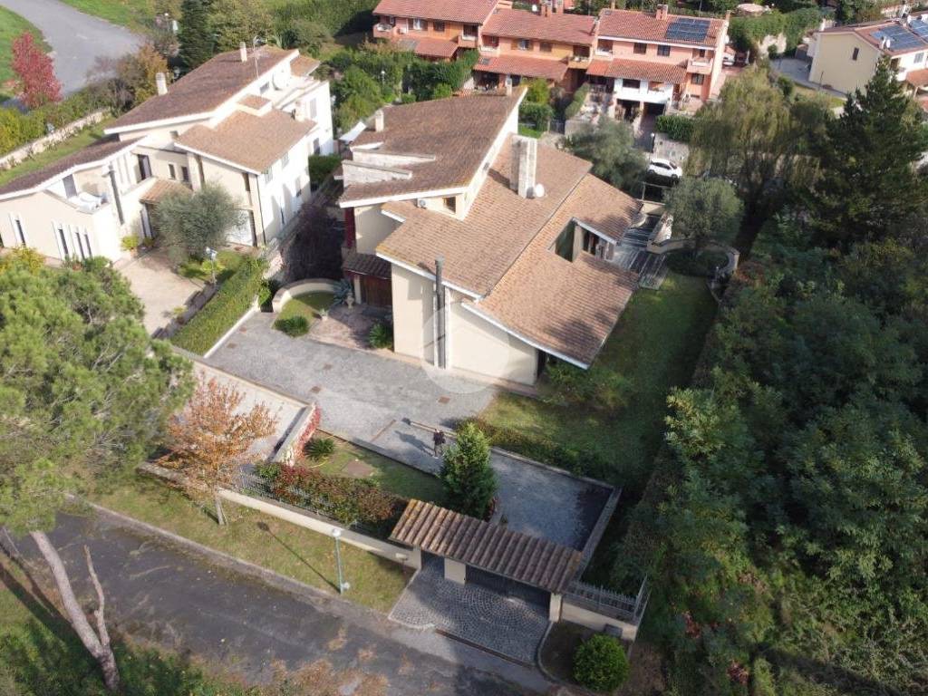 Villa a Nepi in Via Ippolito Cortellessa, 3 - Foto 5