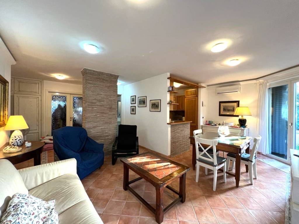 Appartamento a Francavilla al mare in Piazza Tirreno - Foto 5