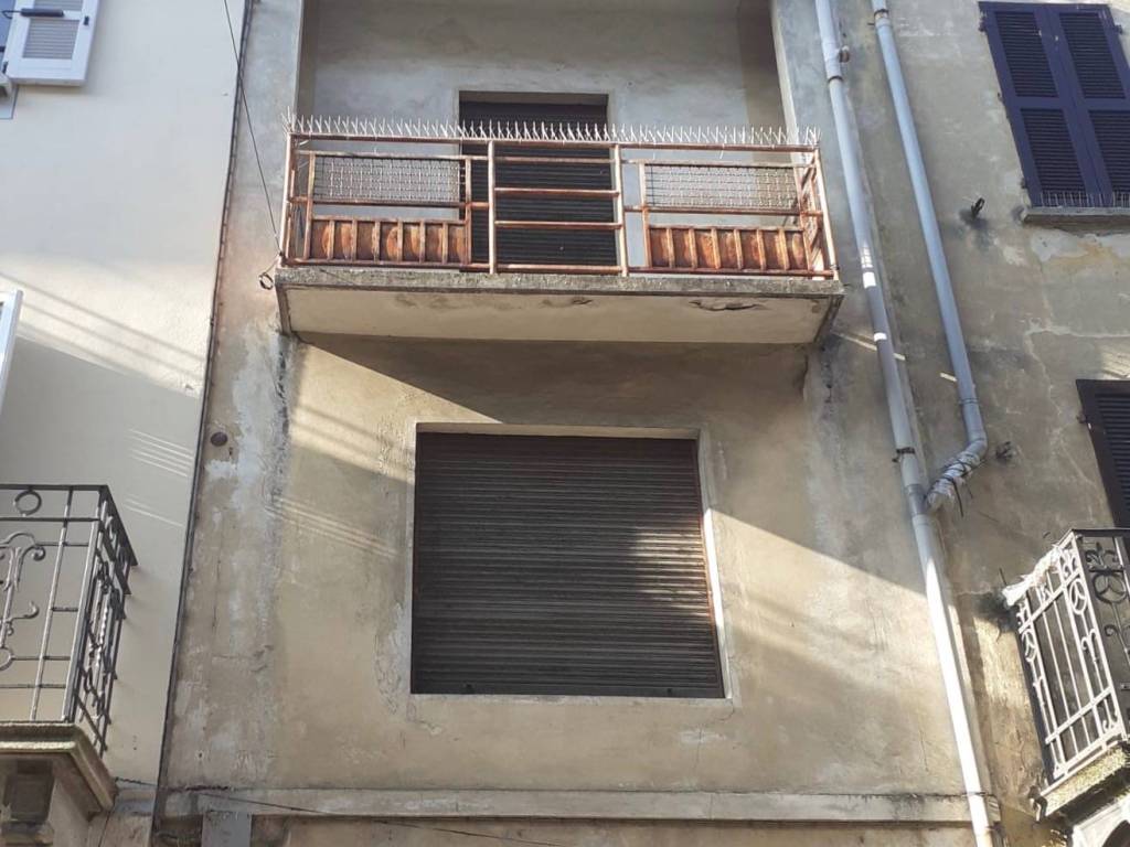 Rustico / casale a Oleggio - Foto 2